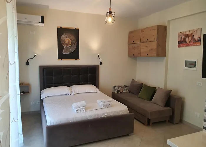 Deni Sea View Apartment