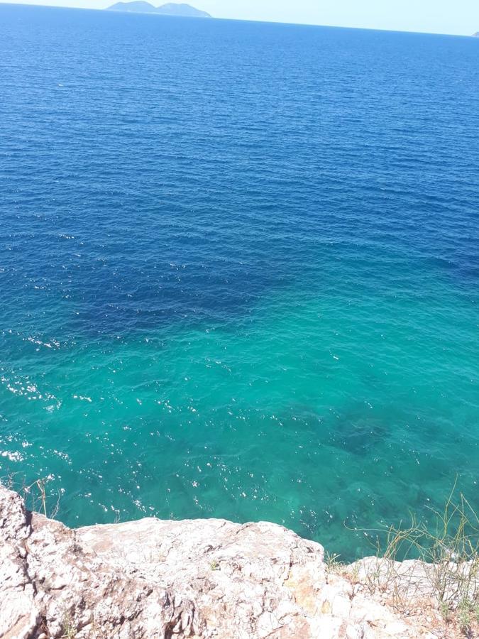 Deni Sea View Apartamento Vlorë