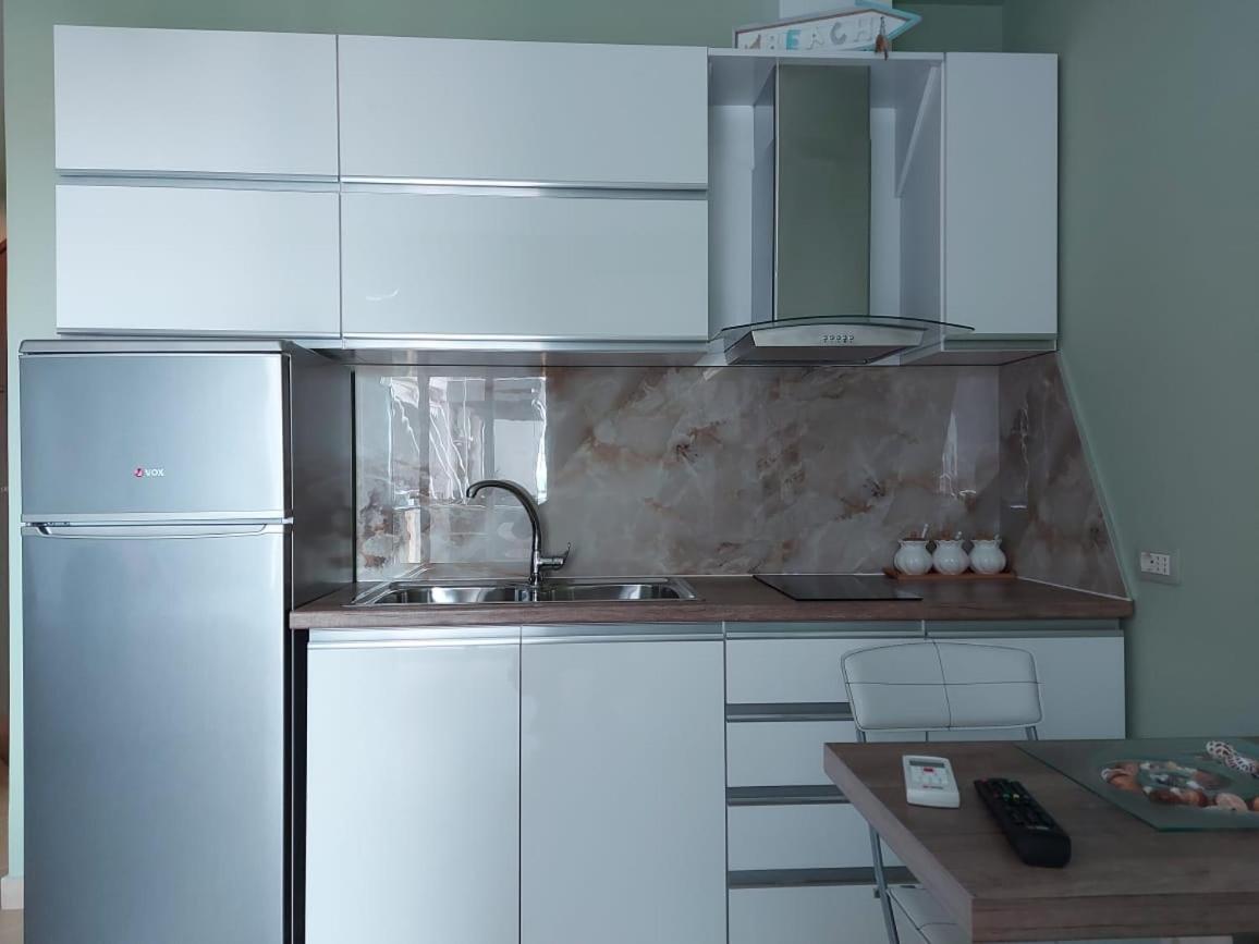 Deni Sea View Apartamento Vlorë